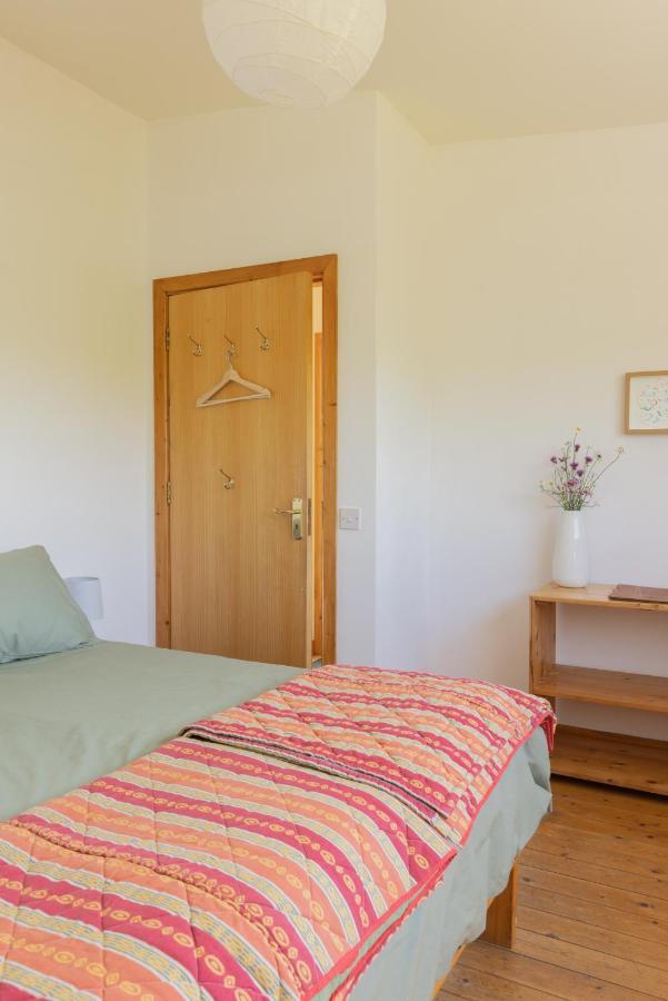 The Common Knowledge Centre Hostel Kilfenora Bagian luar foto